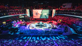 电竞选手遭遇“杀猪盘骗局”：LPL职业选手因情感诈骗损失400万，防诈骗培训亟待加强